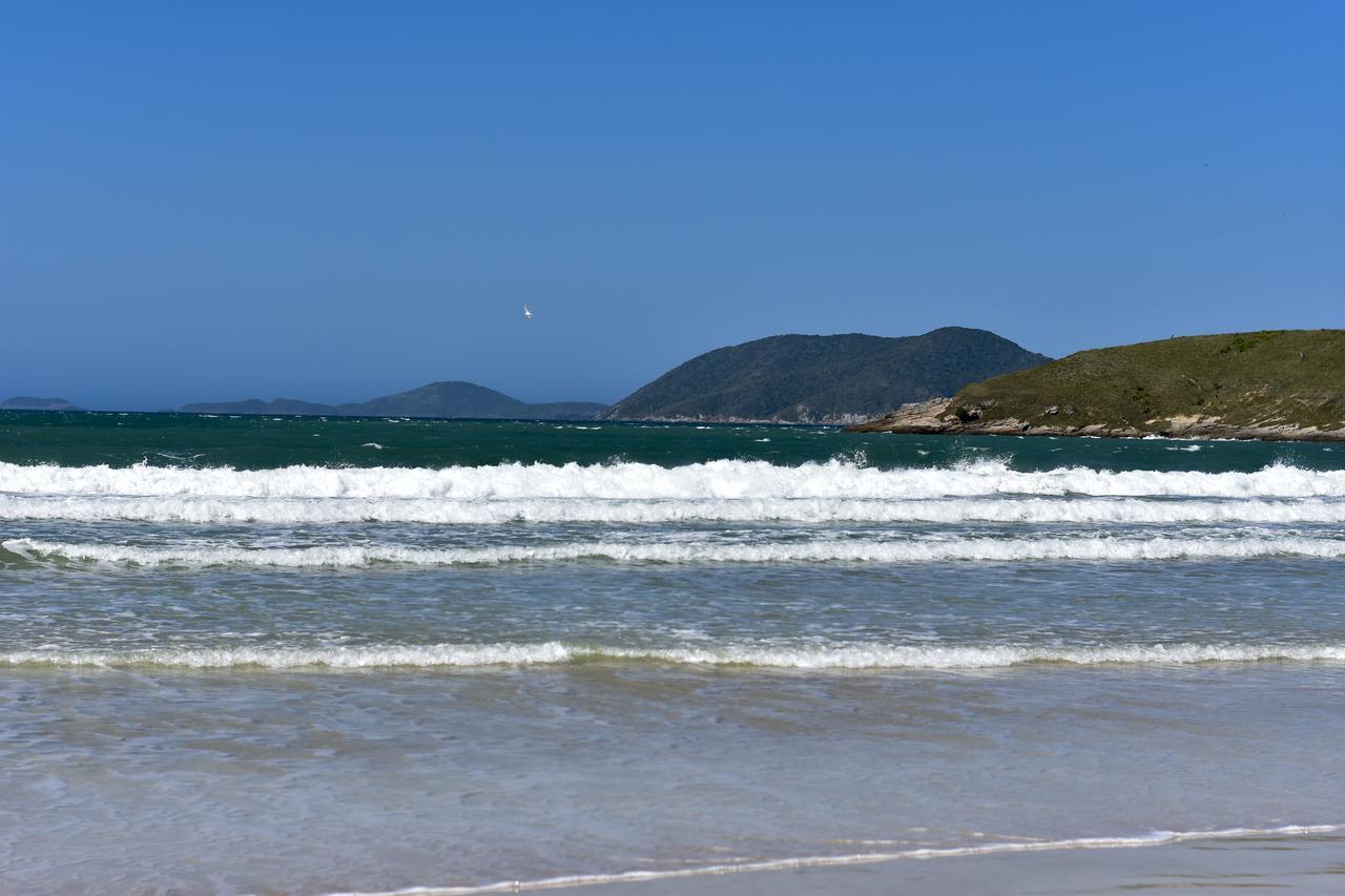 Apart Hotel Praia Do Pero Cabo Frio Exterior photo